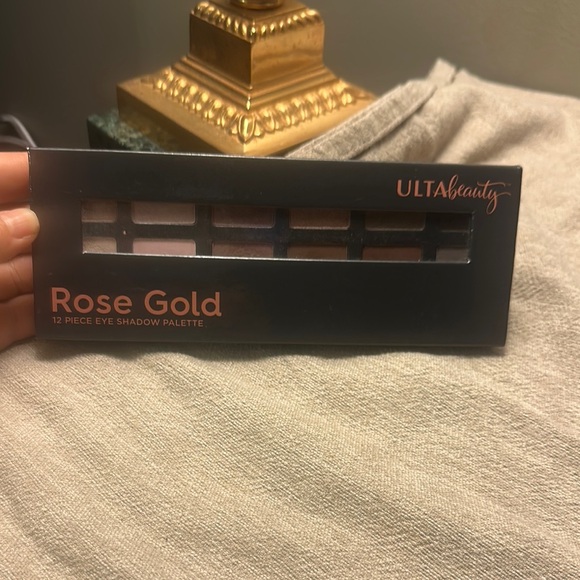 Ulta Beauty Rose Gold Eye Shadow Palette - Picture 1 of 15